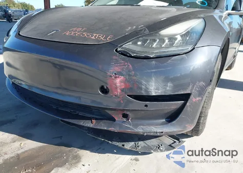 2018 Tesla Model 3 Long Range/Mid Range from USA, damaged, VIN 5YJ3E1EA3JF025757